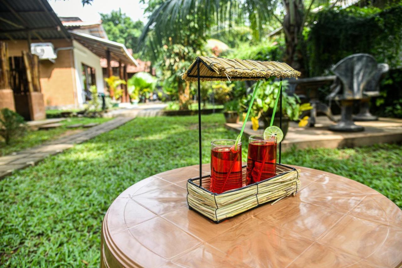 Clay House Hotel Udawalawe Exterior photo